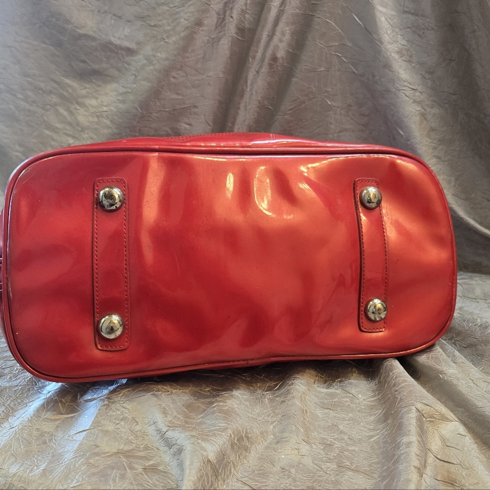 Red Embossed HELLO KITTY Handbag - Picture 8 of 15